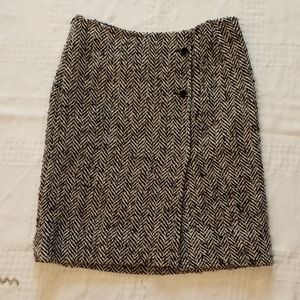 Valentino boutique wool skirt